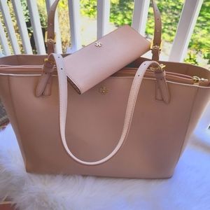 Tory Burch XL Saffiano Leather Pink Bag And Wallet "❤ ON HOLD PLEAS DO NOT BUY❤"